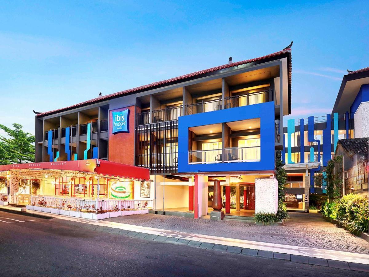 Primera Hotel Seminyak Exterior foto