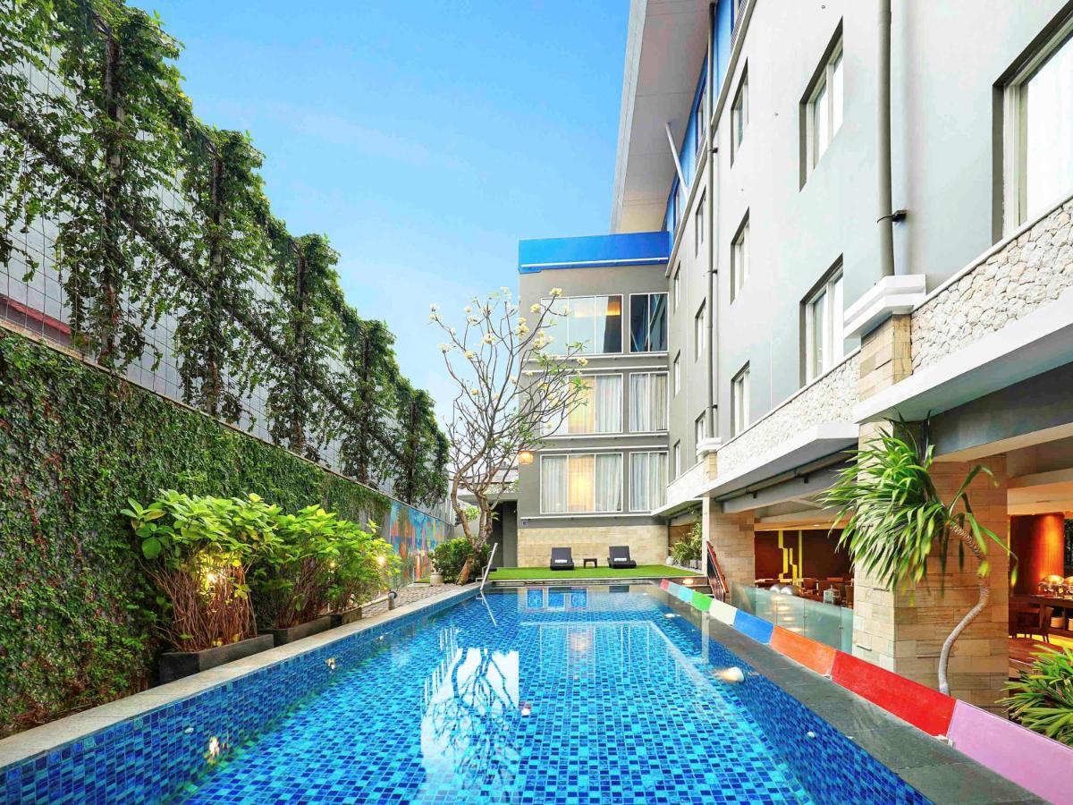 Primera Hotel Seminyak Exterior foto